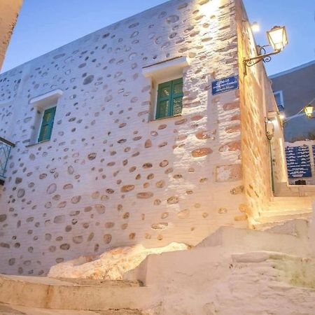Azura, traditional residence in Ano Syros Exterior foto